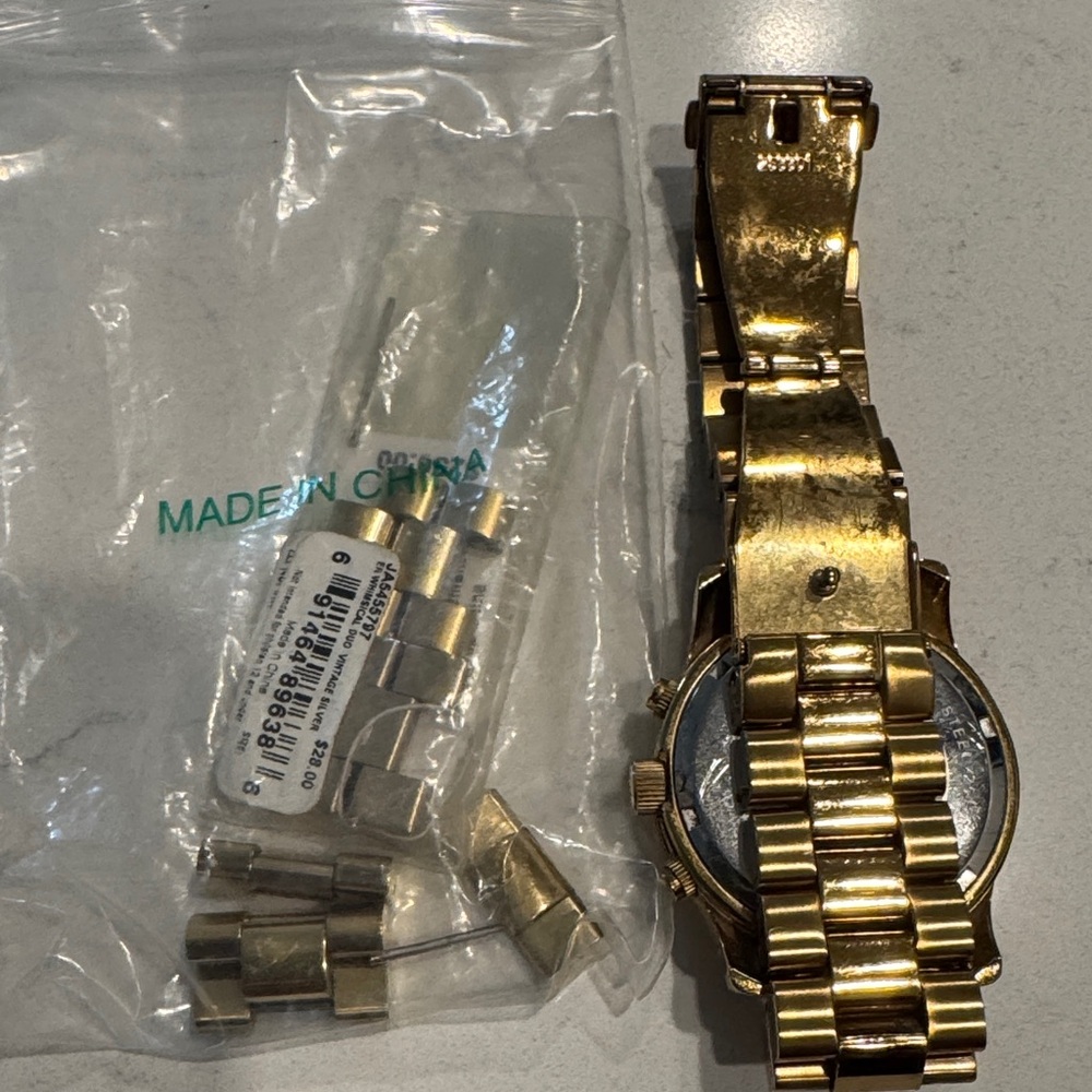 Michael Kors Gold Chronograph Watch - Picture 4 of 6